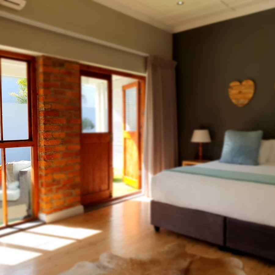 Two Fat Owls Guesthouse 乔治 外观 照片
