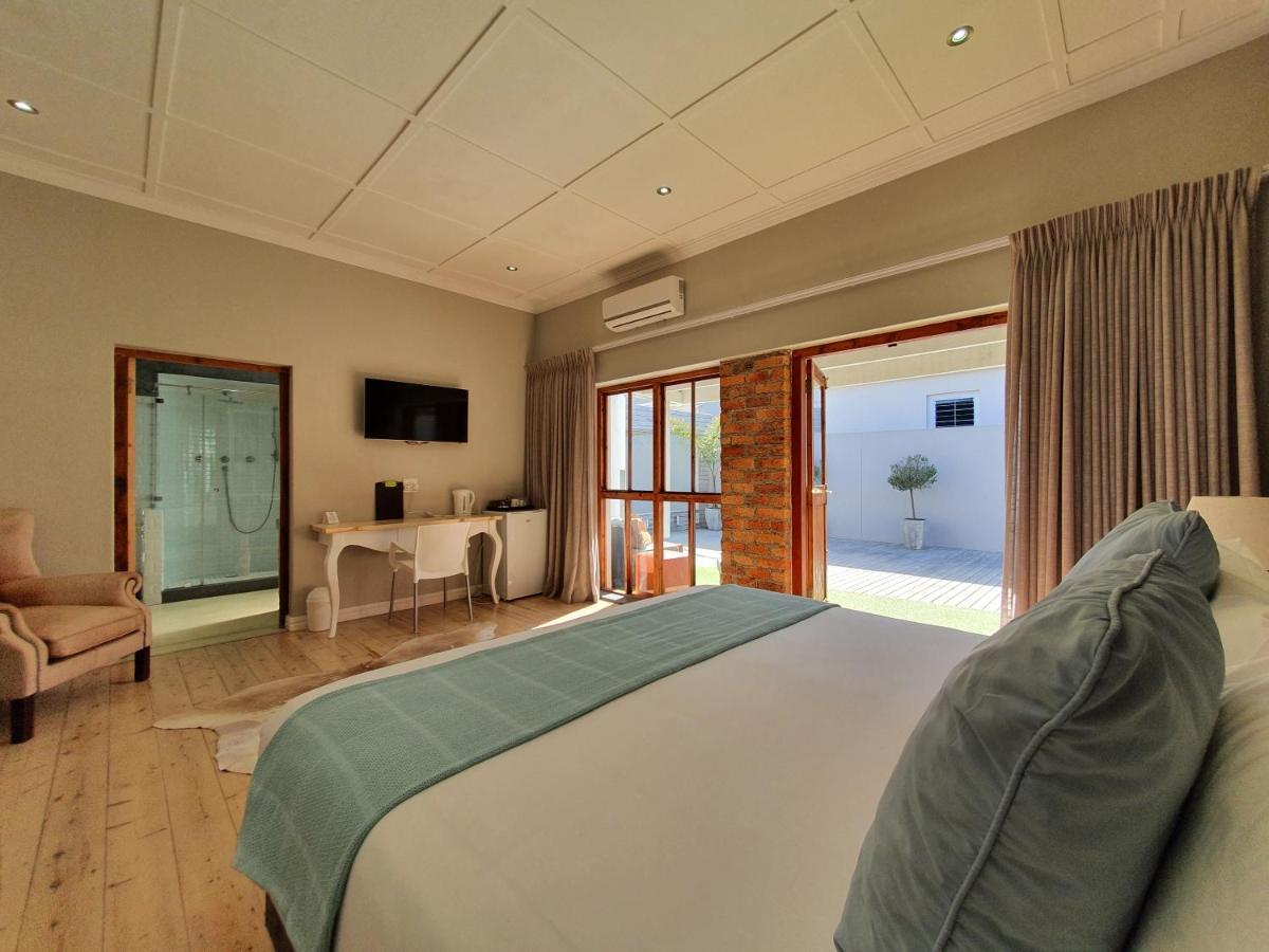 Two Fat Owls Guesthouse 乔治 外观 照片
