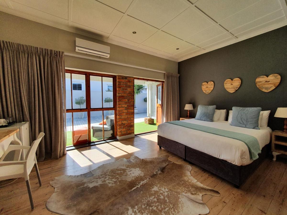 Two Fat Owls Guesthouse 乔治 外观 照片