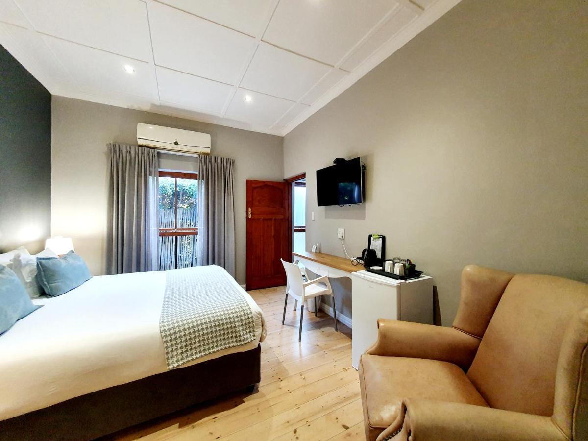 Two Fat Owls Guesthouse 乔治 外观 照片