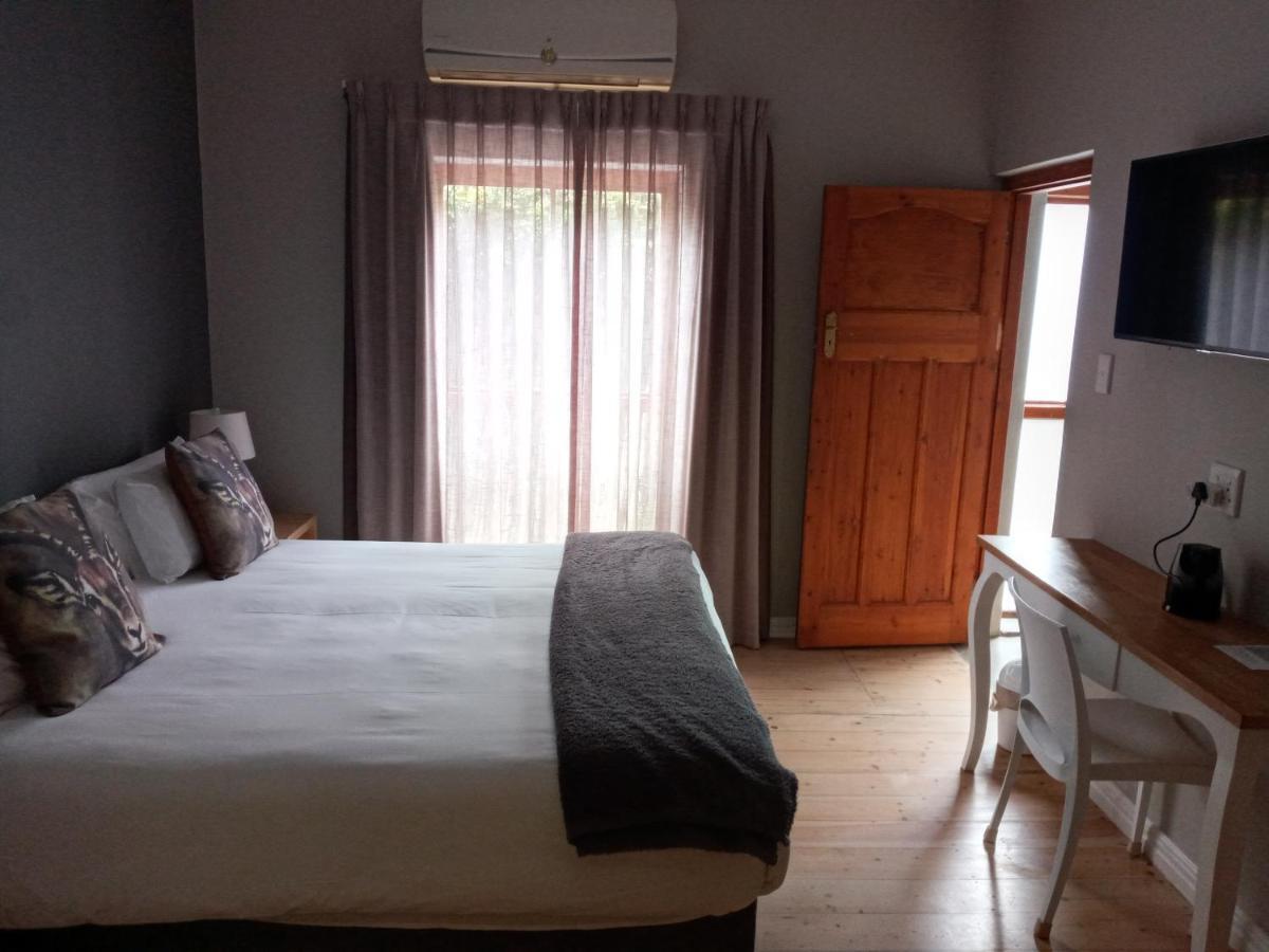 Two Fat Owls Guesthouse 乔治 外观 照片